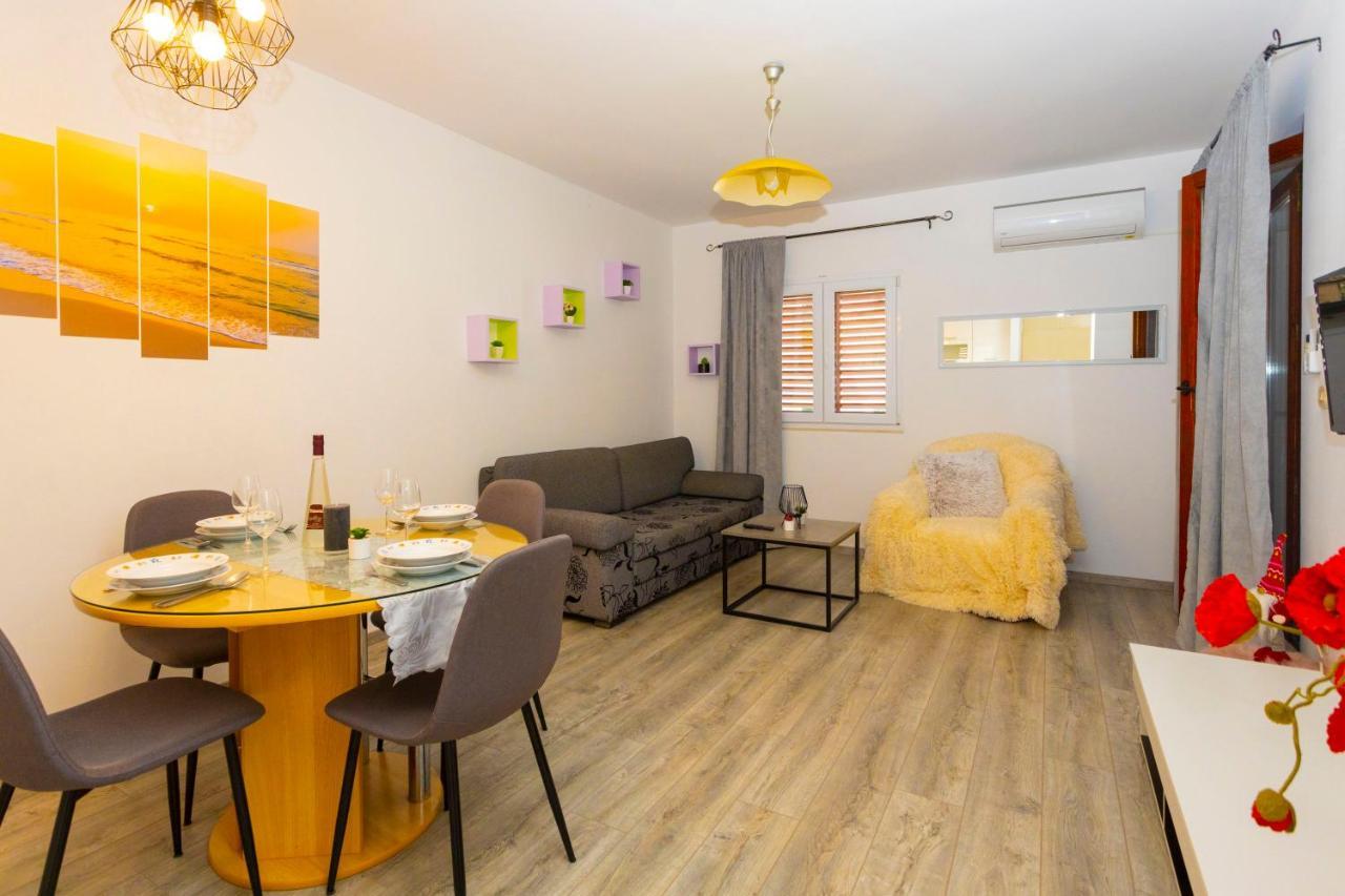 Angie Apartment Makarska